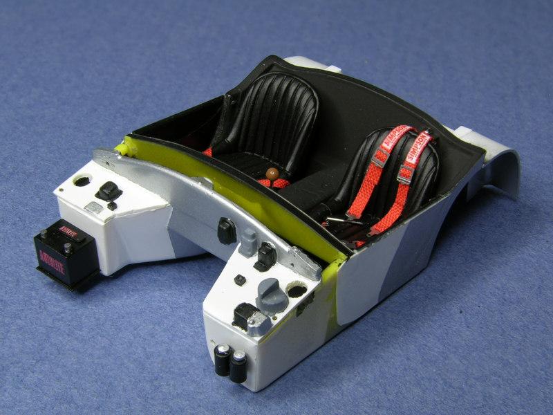 InteriorTub02_zpsa50cea19.thumb.jpg.5165