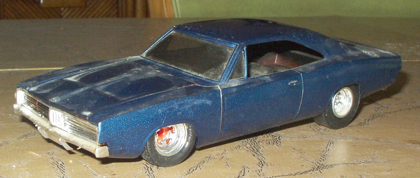 69Charger01.jpg.9e7effd8725f0aad8aad98b15fd5fe2b.jpg