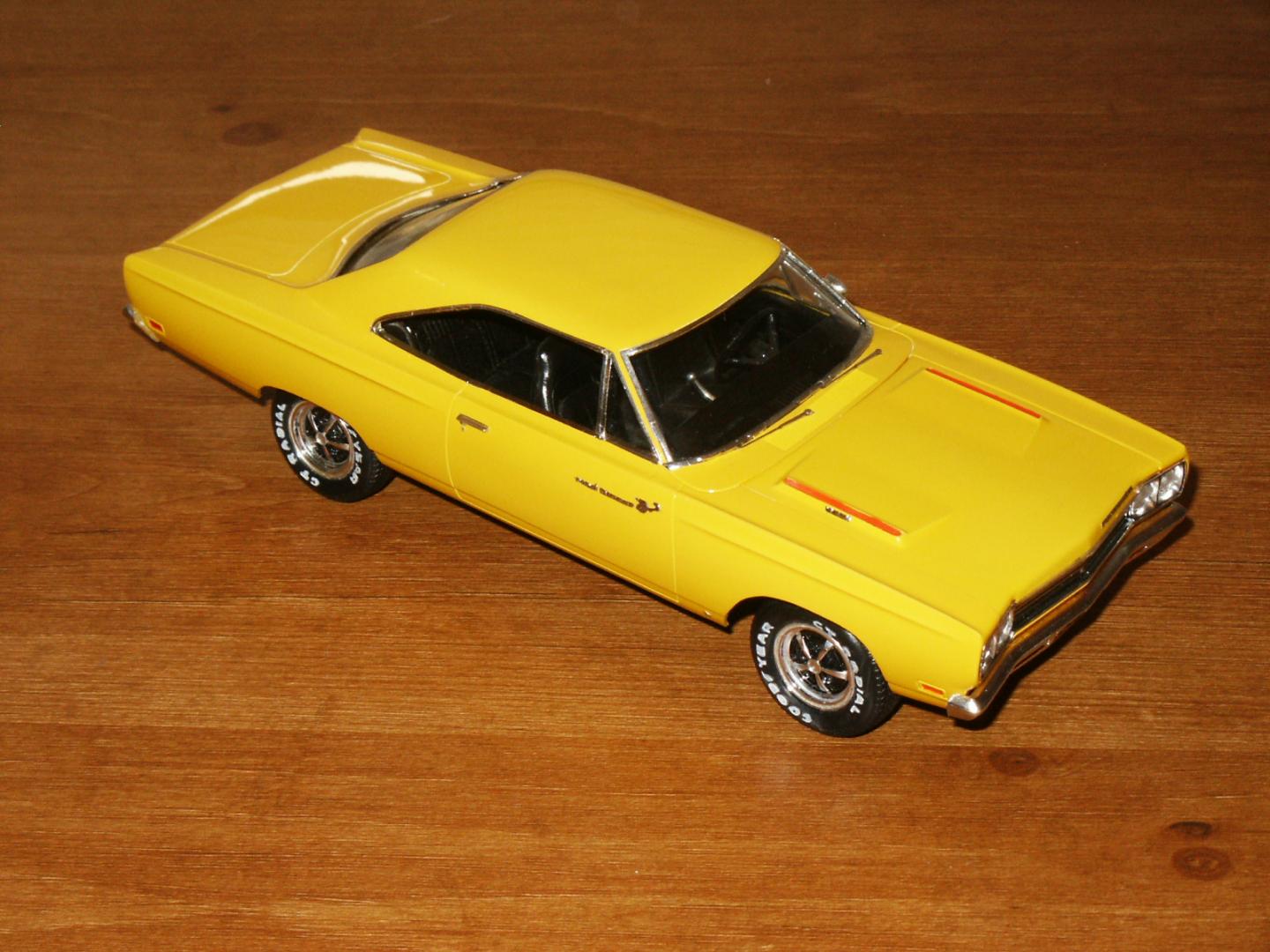 69 Road Runner 1a.JPG