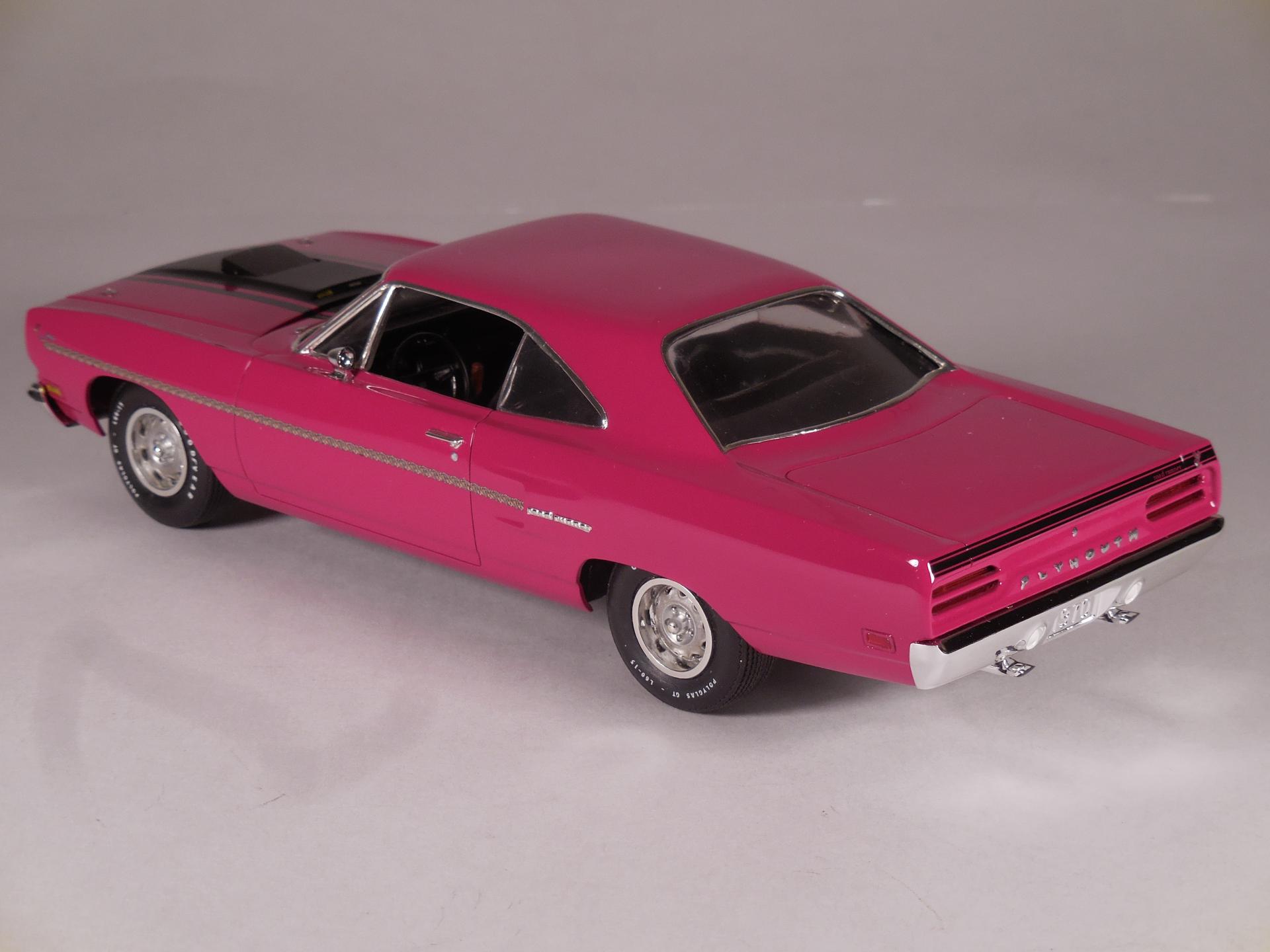 70 Road Runner D.JPG