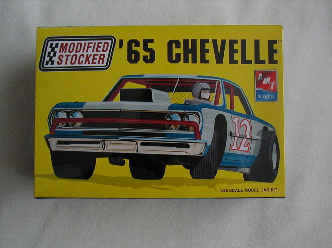 AMT65ChevelleModStock.jpg.ed6d56a28328309bee30855266032121.jpg