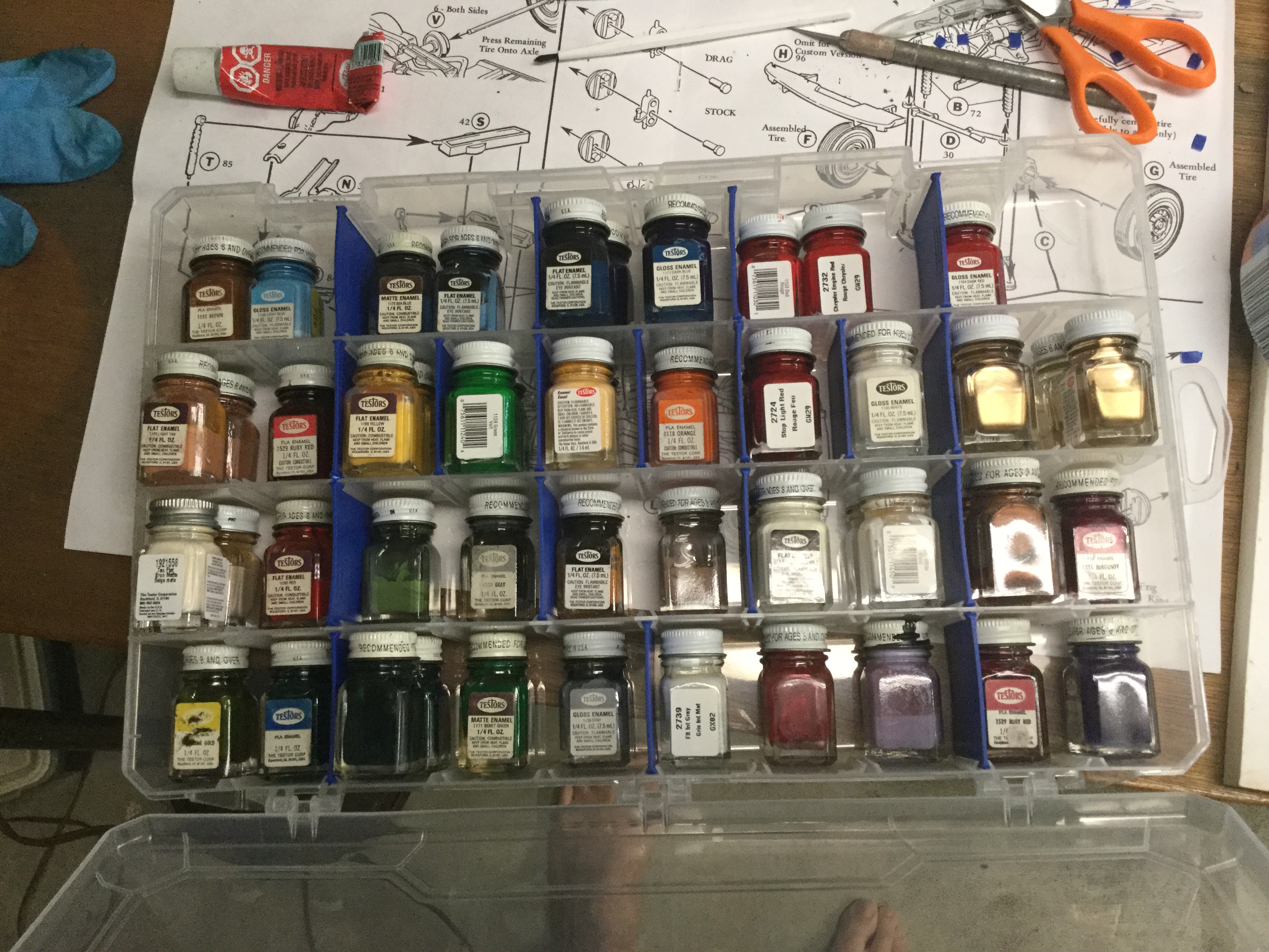 Testors paint bottle holder - Tips, Tricks, and Tutorials - Model Cars  Magazine Forum