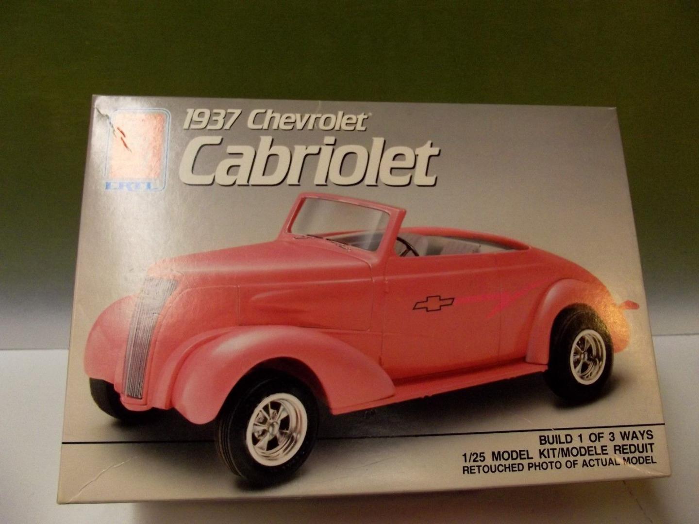 Monogram-Vintage-Amt-1.25-Scale-1937-Chevrolet-Cabriolet-Model-6744-1417724151.jpg