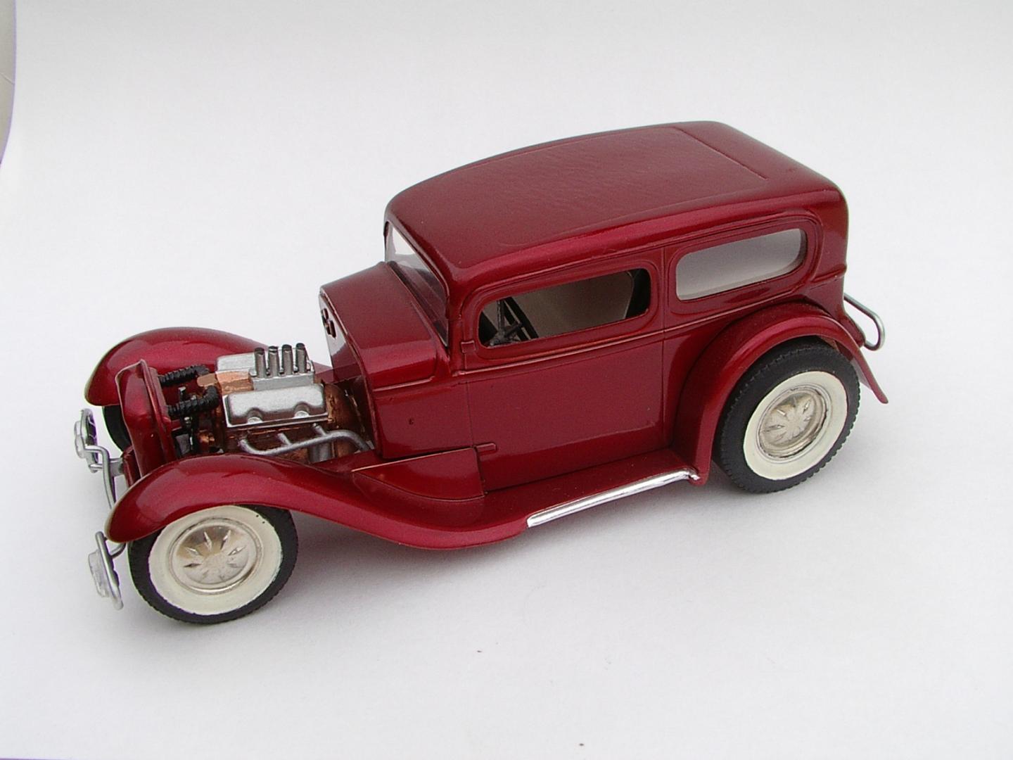 Aurora 1932 Ford Sedan .JPG