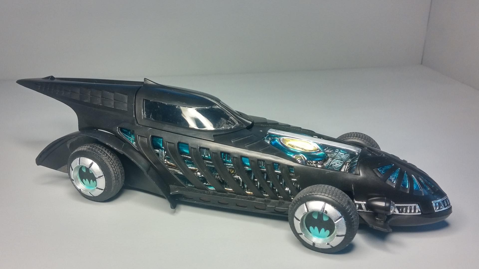 Batmobile_95_09.thumb.jpg.54f6377faf3cc4470bd2df5653a3022a.jpg