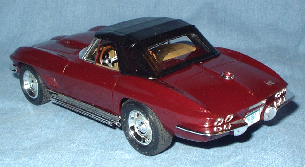 REV67Vette113.jpg.ccdcfd03cf2e07ef448cb2a6a1f73b55.jpg