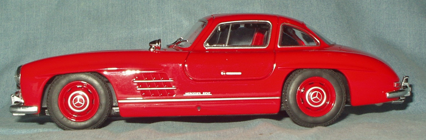 55Mercedes300SLDC09.jpg.e1c9b42b859267e1fbeb60abcb8c8e1f.jpg