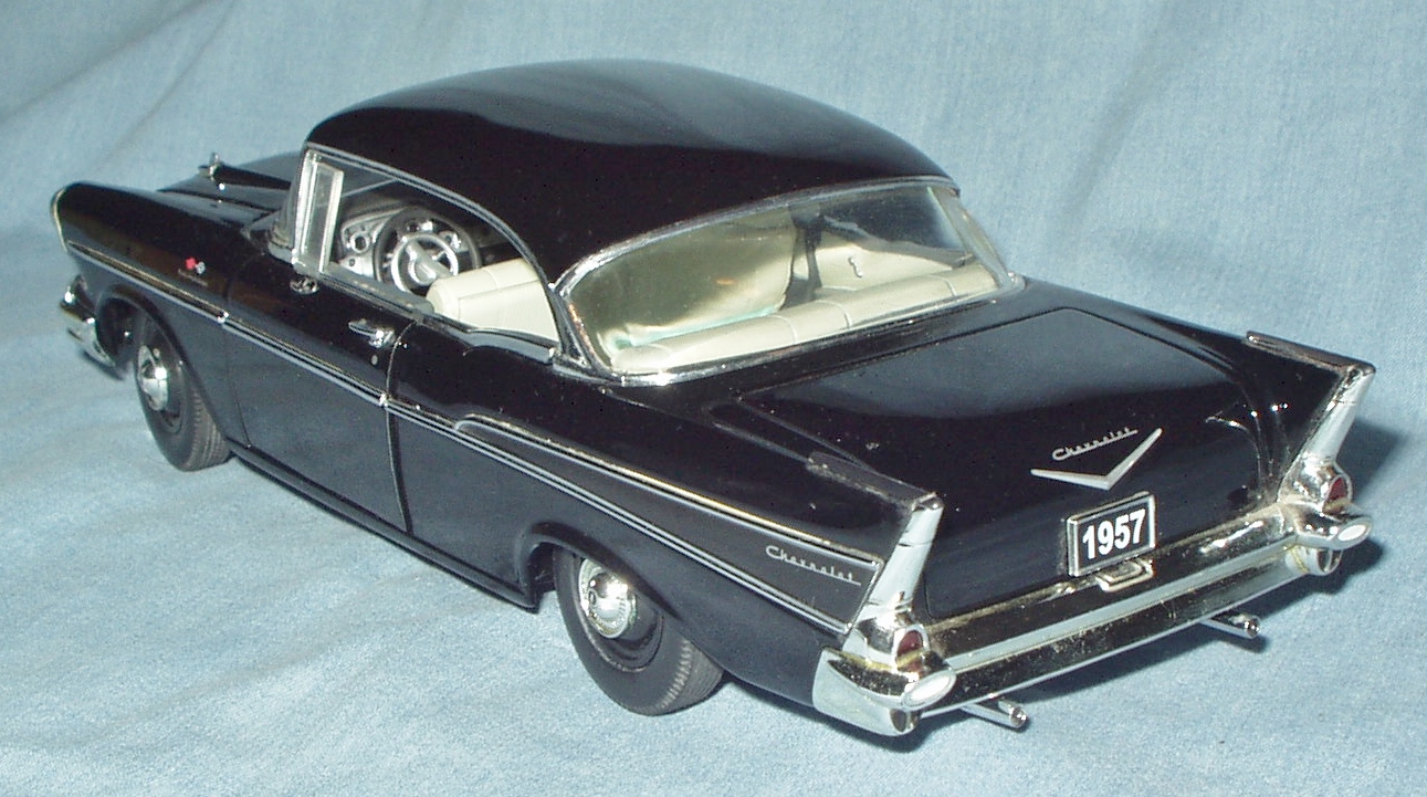 57Chevy210DC19.jpg.dfd5d8e6cc4c7598b160e9f2f87d8bad.jpg