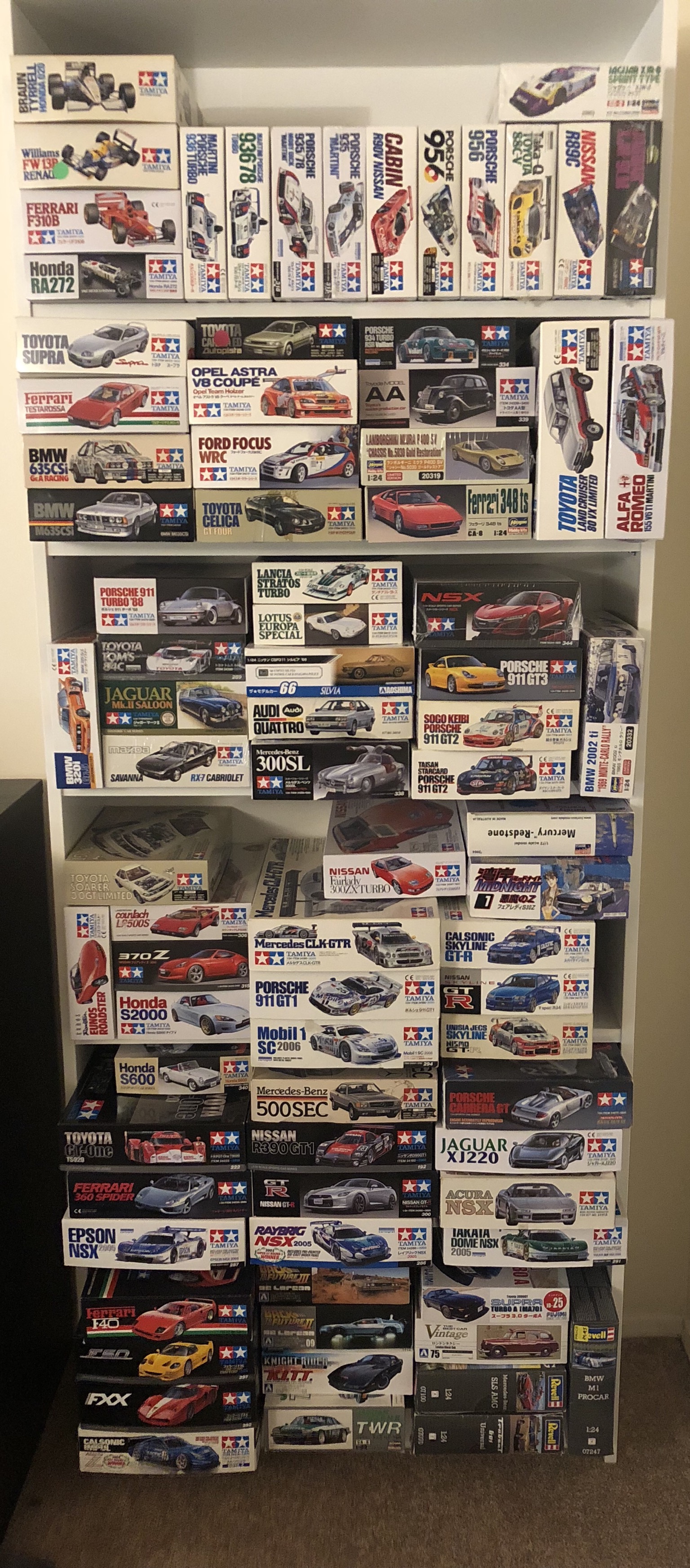 New kits at a Walmart near me. - General Automotive Talk (Trucks and Cars)  - Model Cars Magazine Forum