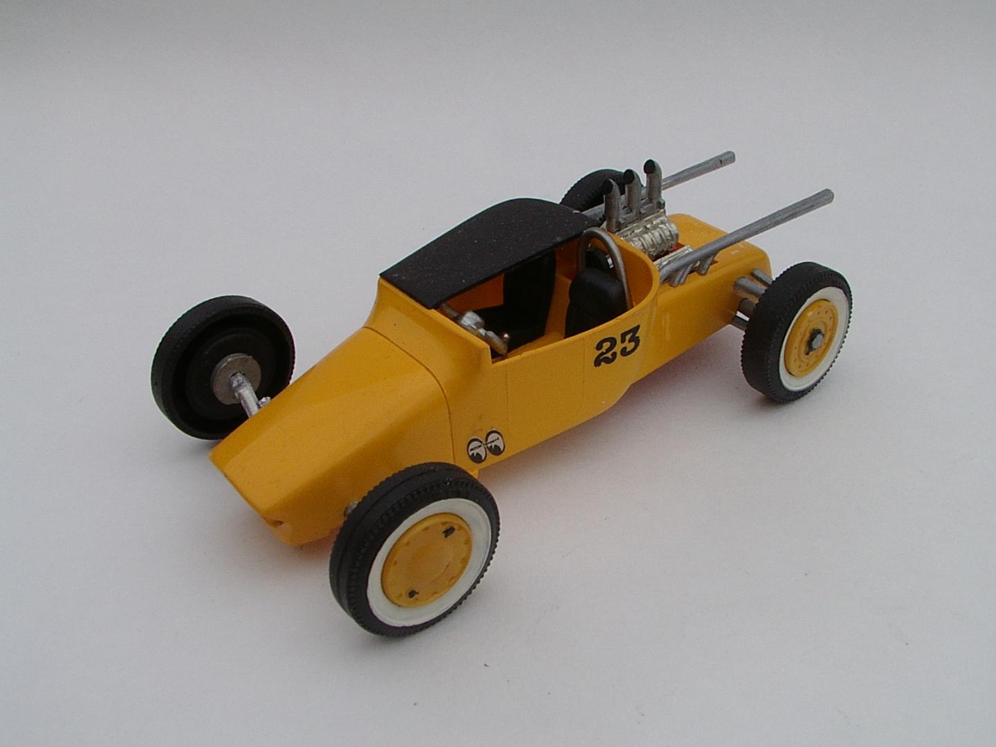 Lindberg 23 Ford T salt racer.JPG