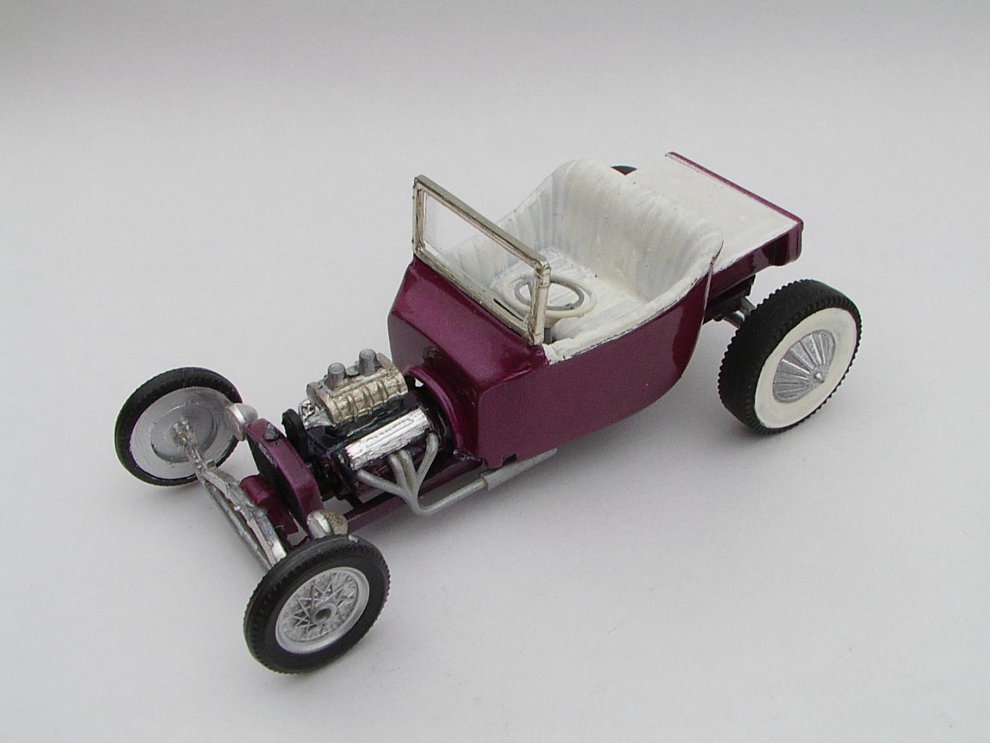 Aurora 1923 Ford T Bucket.JPG