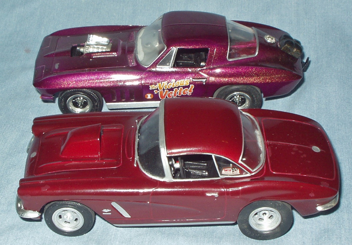 62CorvettePurple54.jpg.a15d1b5be6bf56a3a581a2c48349d3bd.jpg