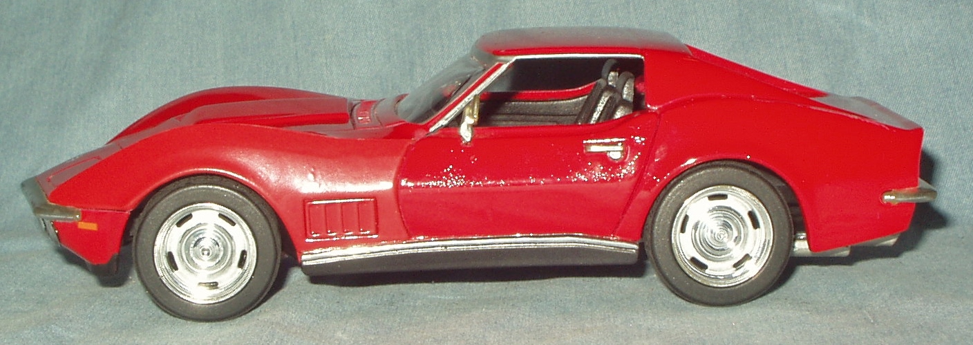68CorvetteDiecastRed11.jpg.dda3966509a8c654dc6fcf64c73fd198.jpg