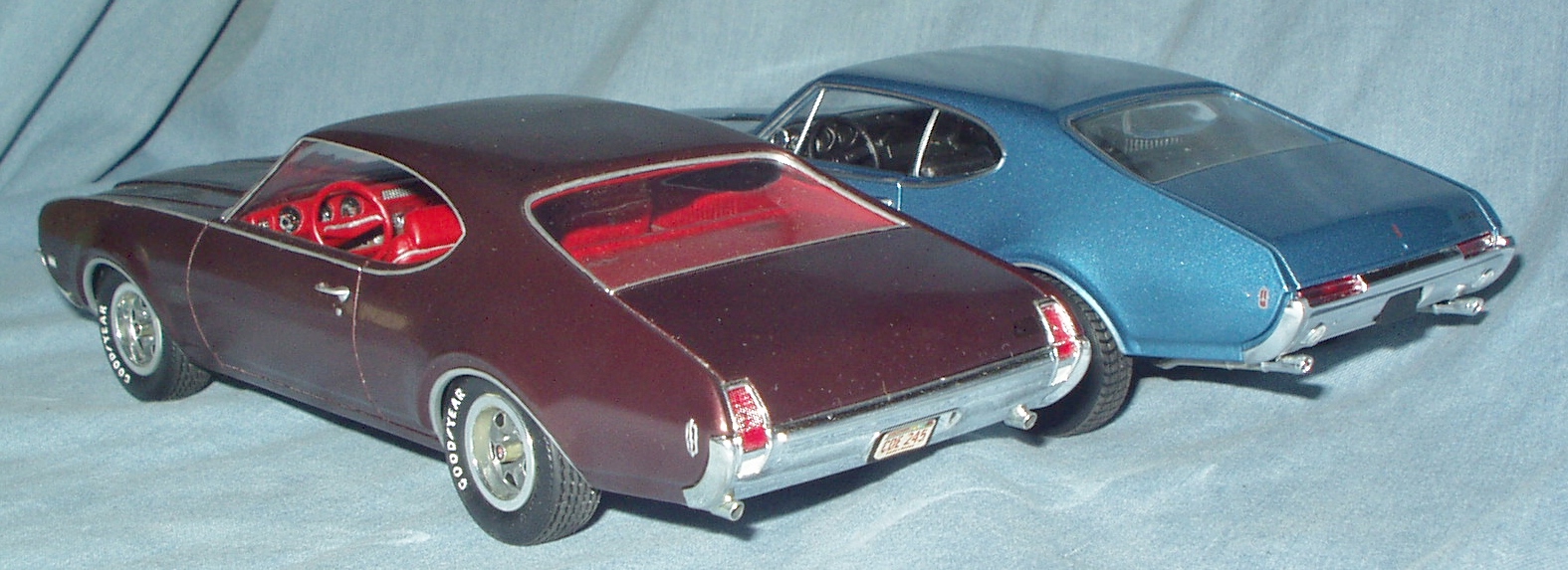 69Olds44220.jpg.12f5a3fffbf83c6f7a76c8f055d161e7.jpg