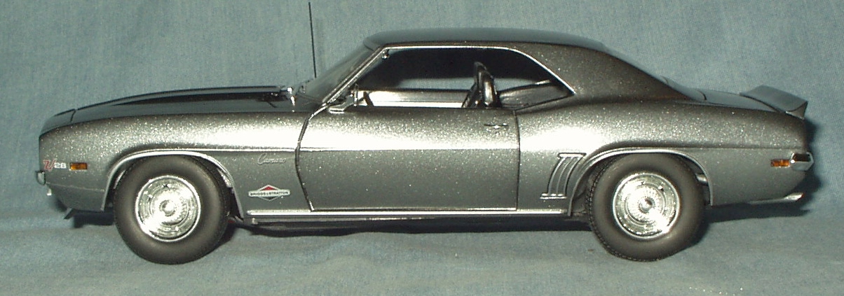 DC69CamaroFirstGear05.jpg.5ff0e414a974824cdfb5ac575ec97cde.jpg