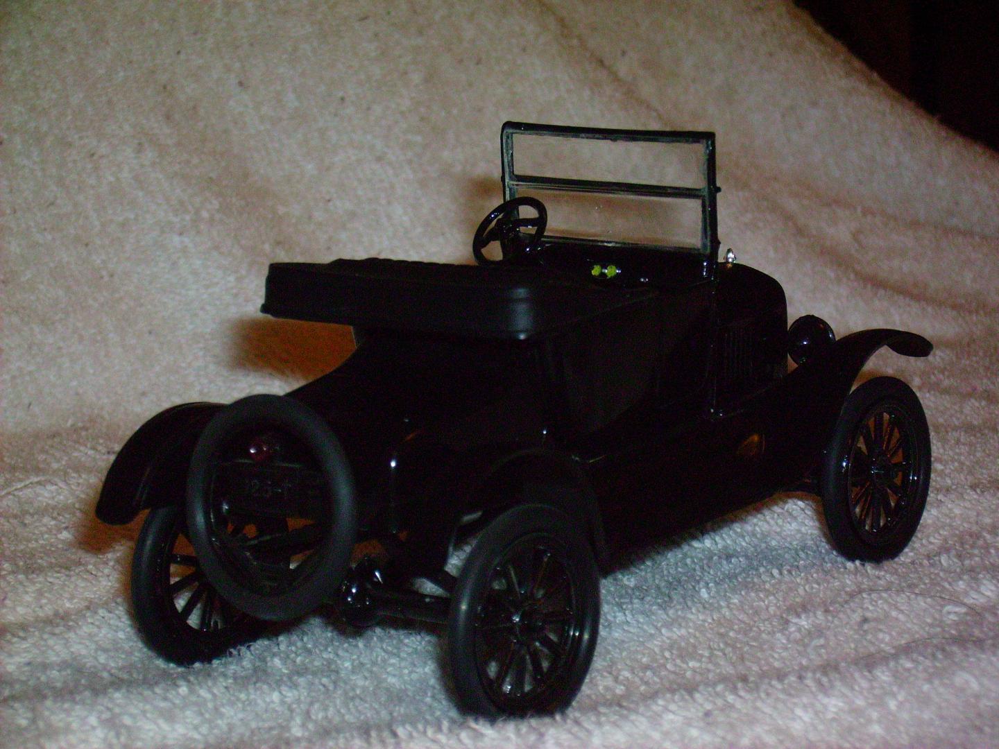 T Roadster '25 R.jpg