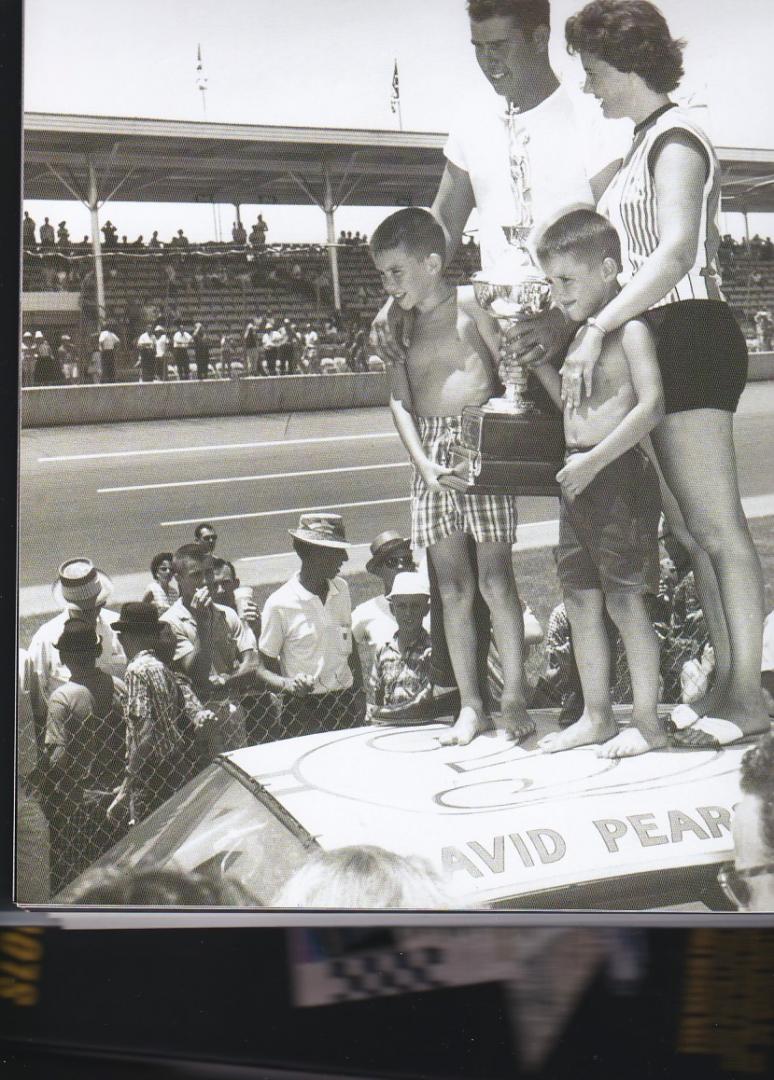 5c05ea8330450_DavidPearson1961Daytonawin.thumb.jpg.8689d0089345cd7b2027ee40a8de937c.jpg