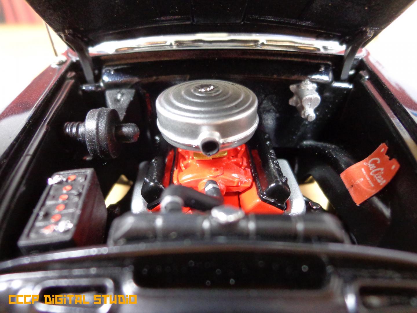 1956 Ford Fairlane 019 copy.jpg