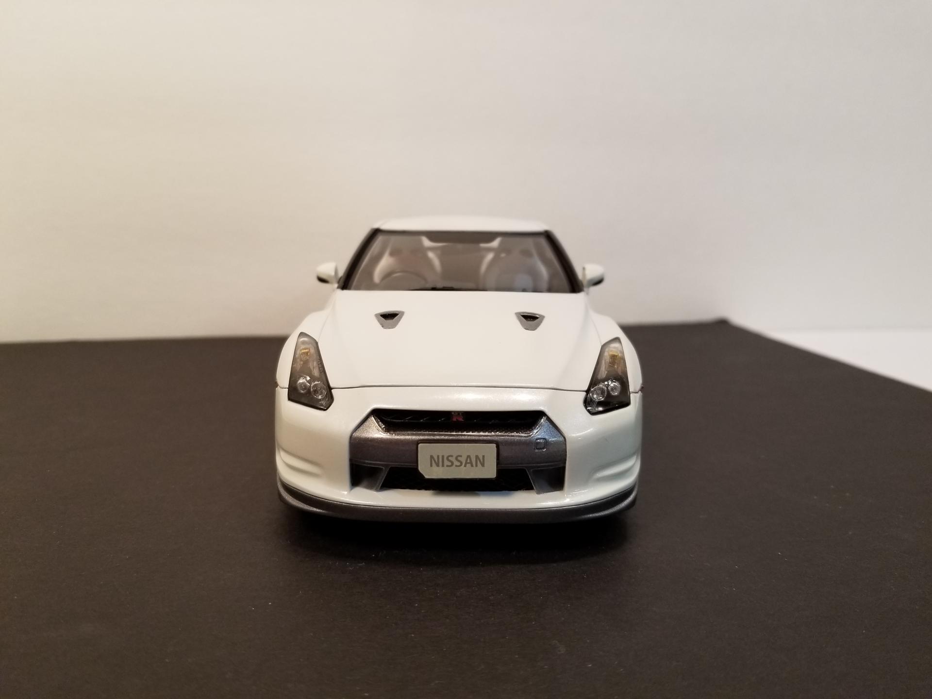 nissangtrr35 (4).jpg