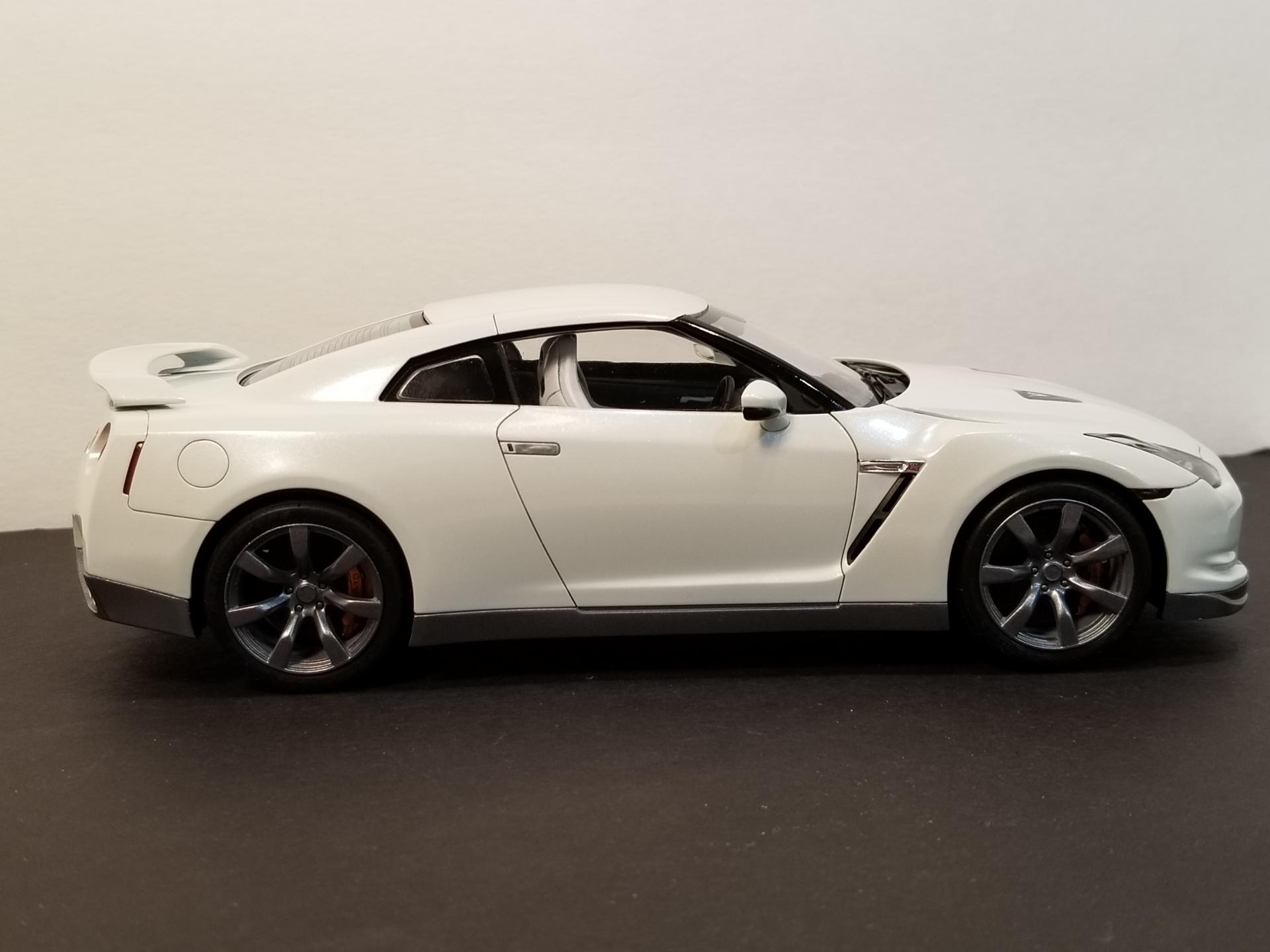 nissangtrr35 (6).jpg