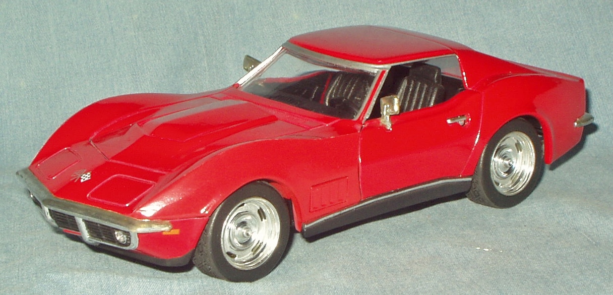 68CorvetteDiecastRed08.jpg.02a60825b3b69789d59050239b7ab5d8.jpg