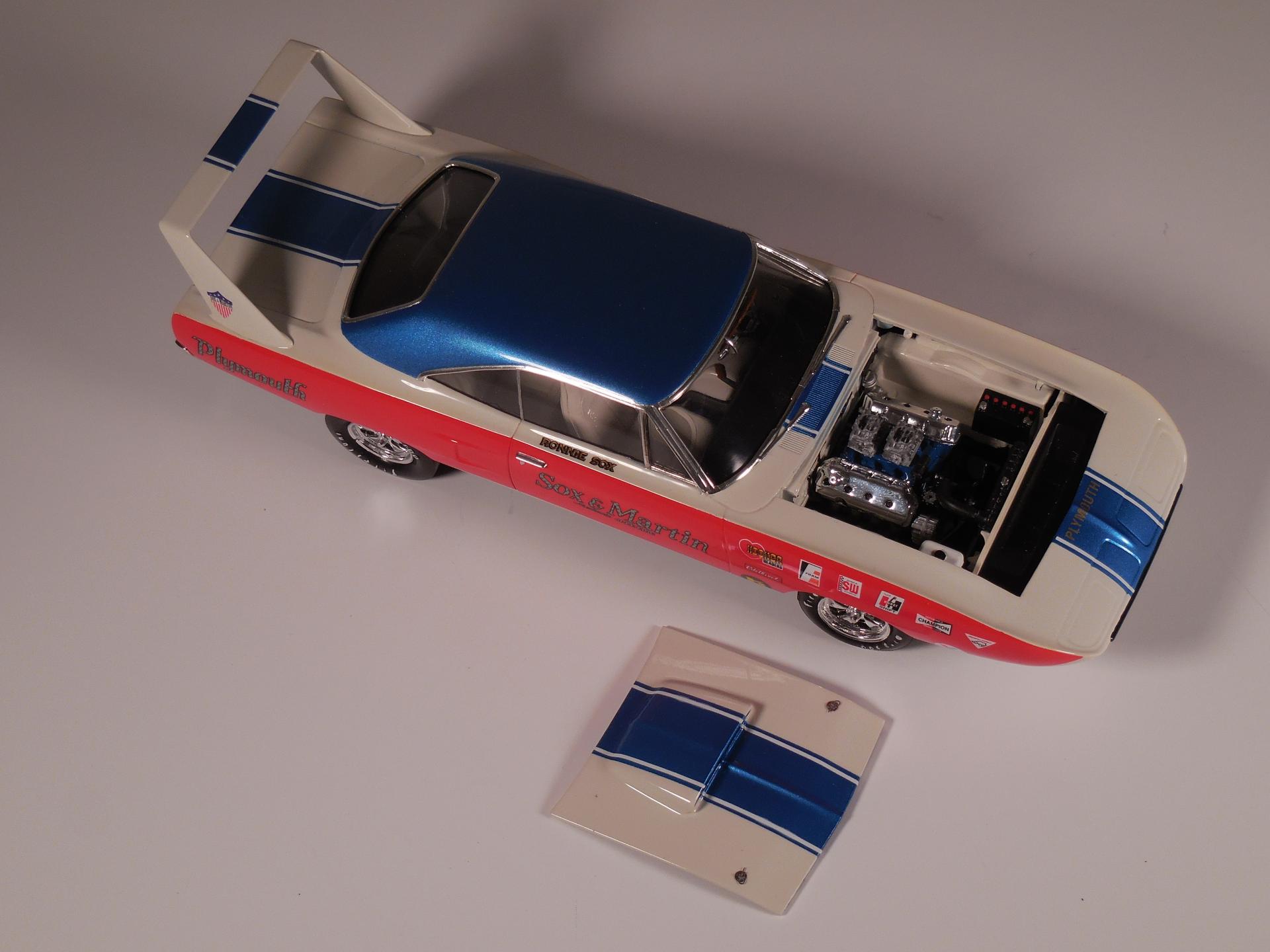 70 Sox & Martin Superbird e.JPG