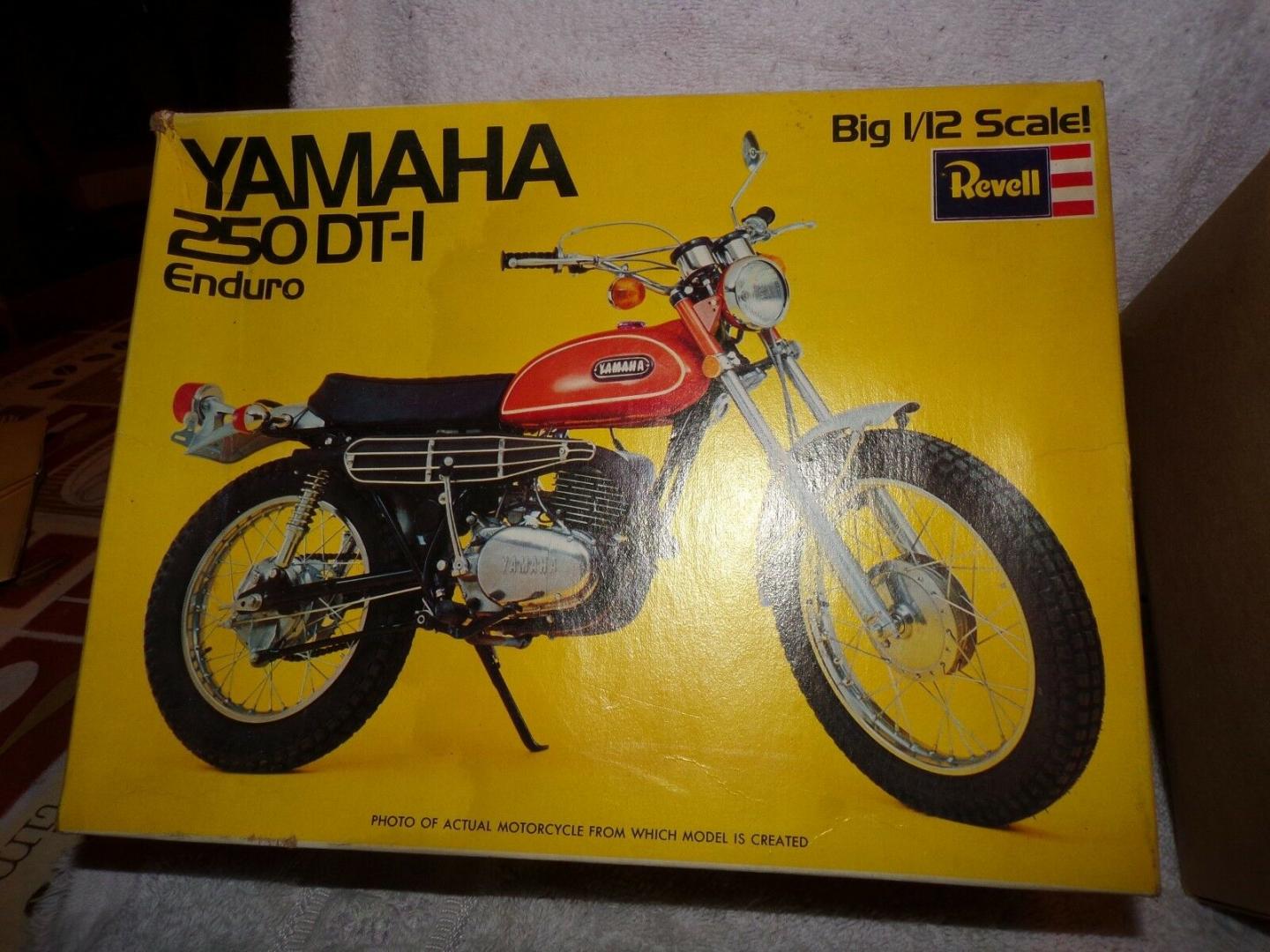 Revell112YamahaEnduro250.thumb.jpg.206bd19cb6193ce2127d2bcf64b6733a.jpg