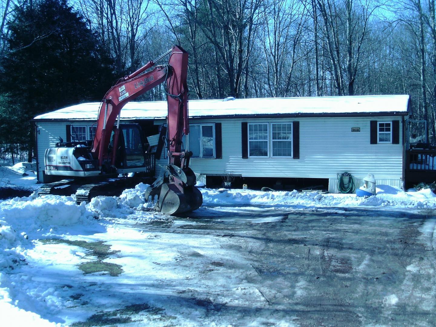 house demo feb4 002.JPG