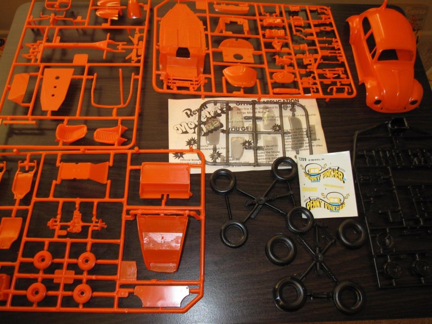 Revell7209PennyPincherVWBeetleParts.thumb.jpg.ff70bae5df3d50ed1c125ee9ecbfb335.jpg