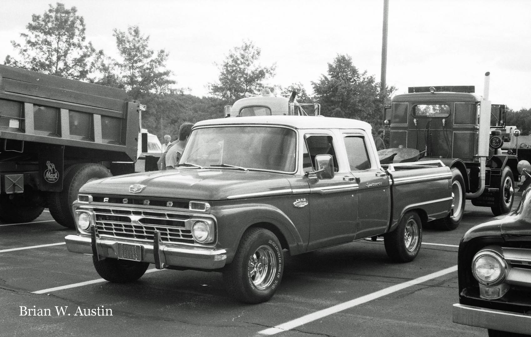 Marlborough, MA (1988)  ATHS Truck Meet  img509 copy.jpg