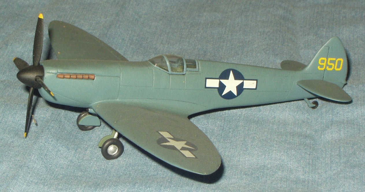 Spitfire72Matchbox01.jpg.3318209206205f471730deee7dfec4c1.jpg