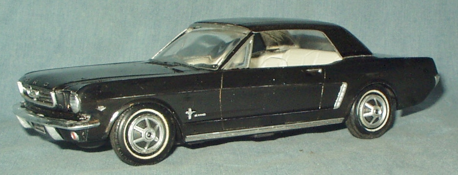 65MustangGBBlack10.jpg.cf7adfb36f92bf8292e57c9975c332eb.jpg