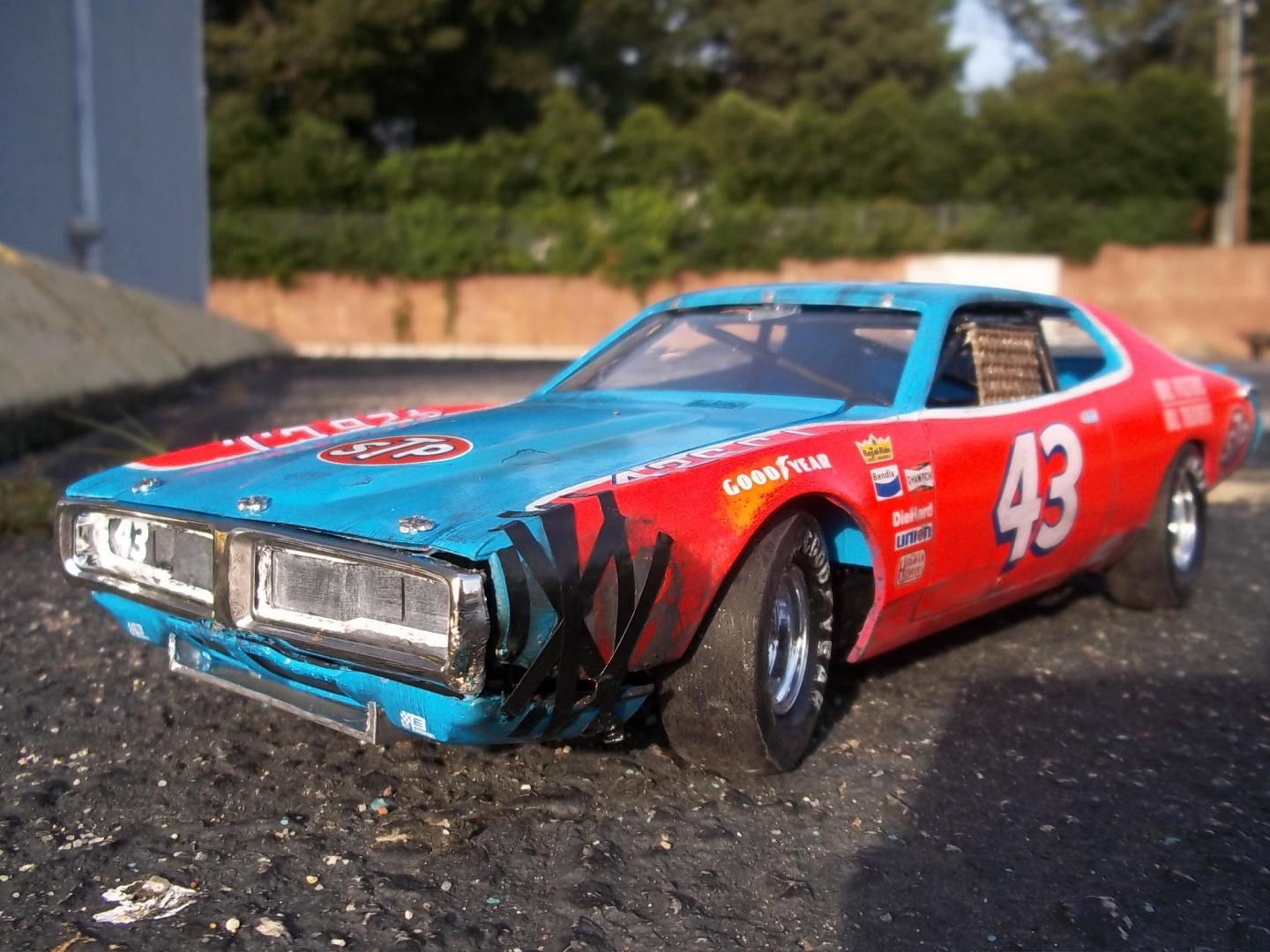 finished charger 008.JPG