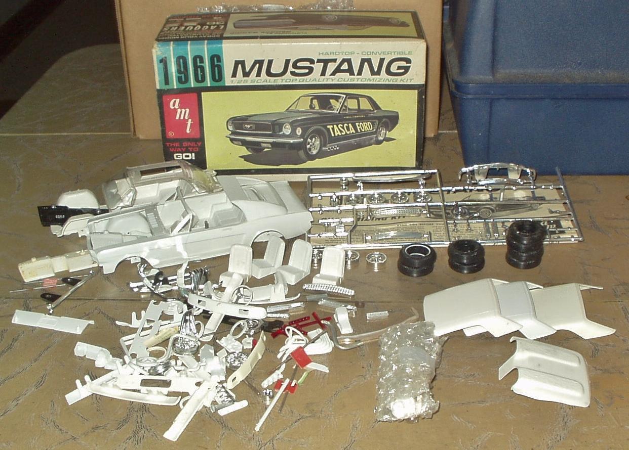 AMT66MustangHTB03.jpg.efabf12df0db49b07a16c4c86cba5ab4.jpg