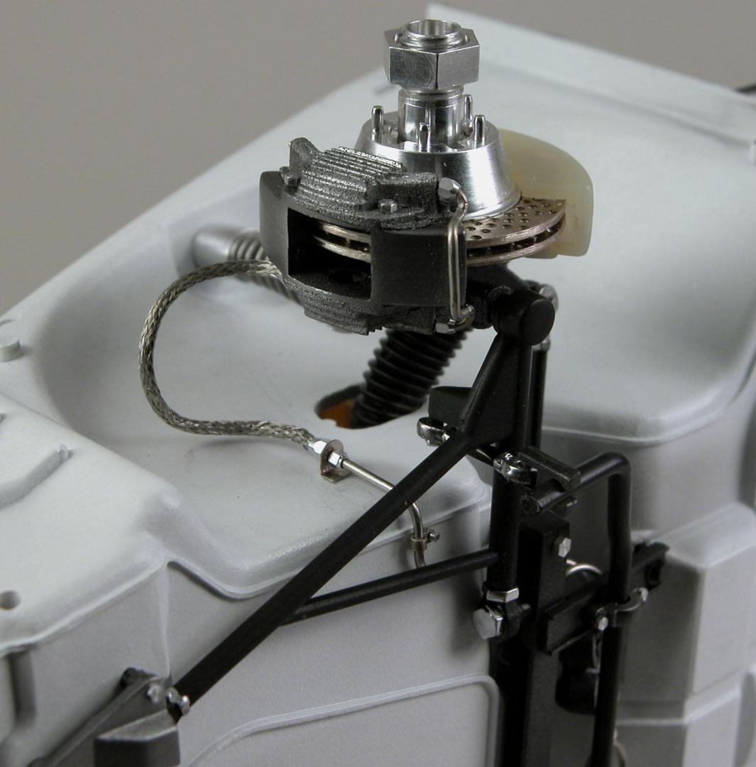 Front suspension 23.jpg