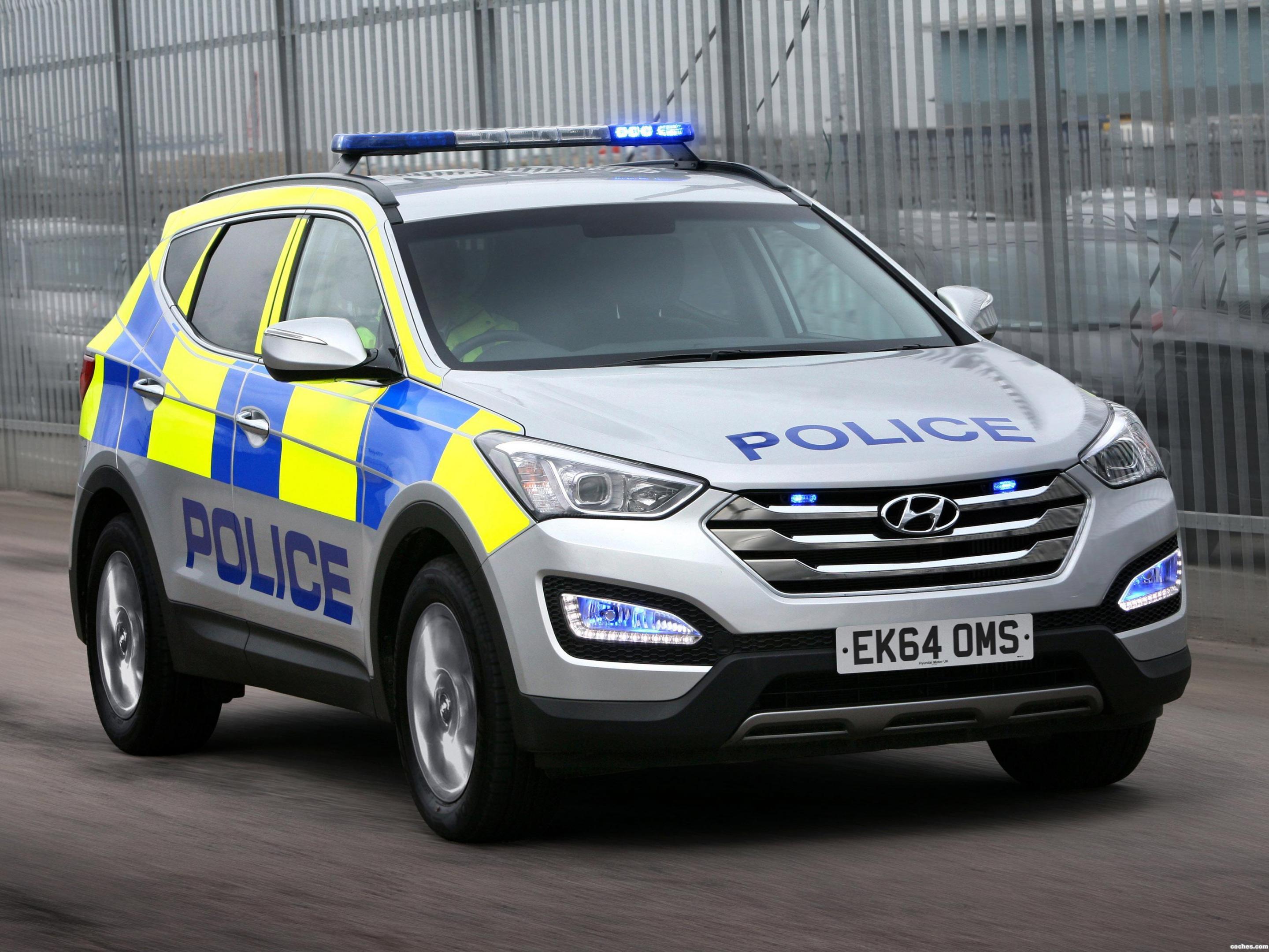 hyundai_santa-fe-police-uk-2012_r2.jpg