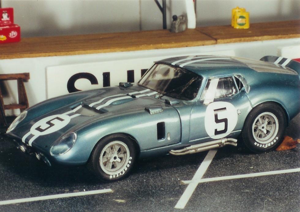 Cobra_CSX2299_1964_003.jpg.91ec7602b17e4ecf7e4a8047b6b029f3.jpg
