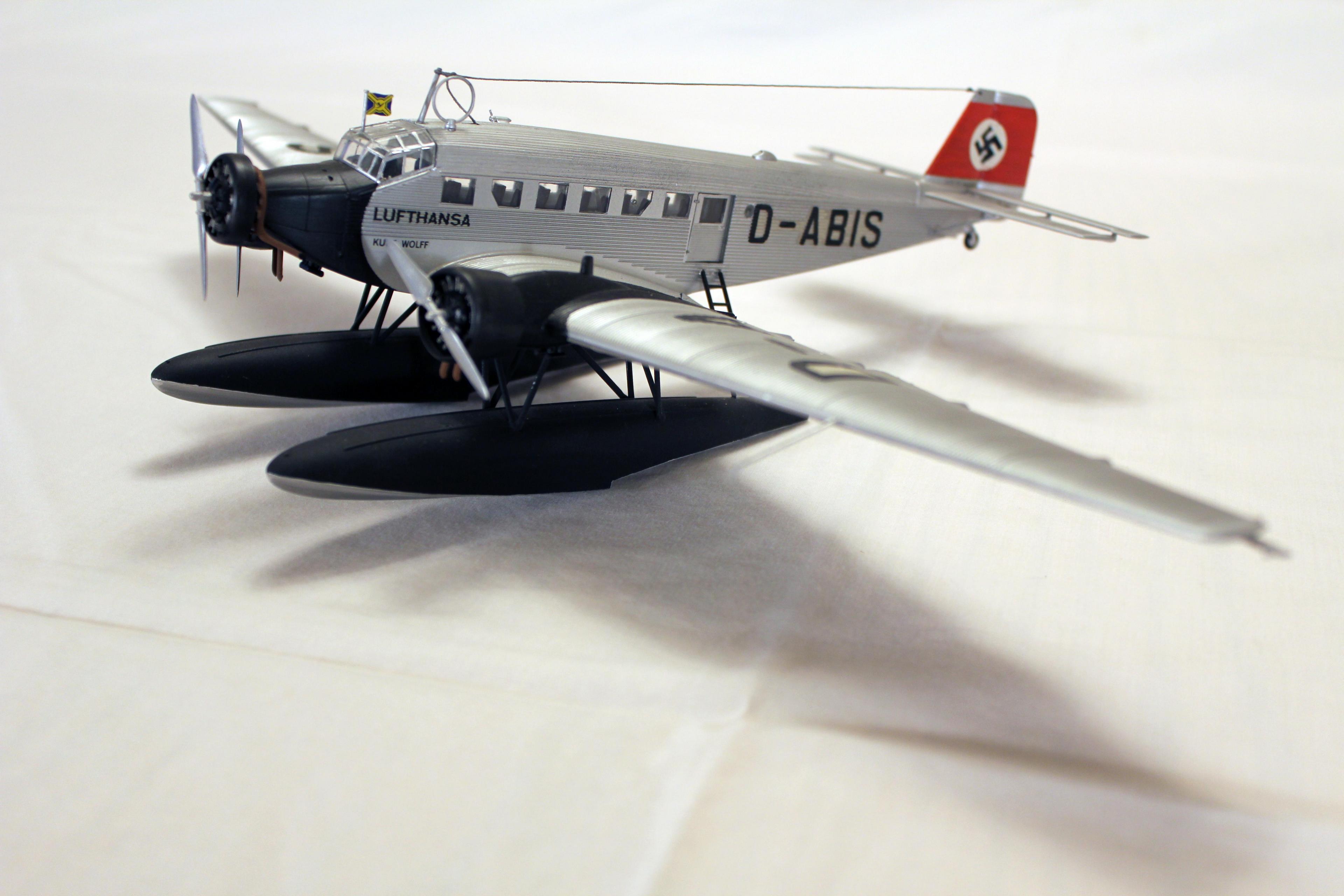 Ju-52_02.thumb.jpg.ace239e1a1c8f2f174898158eee336ed.jpg