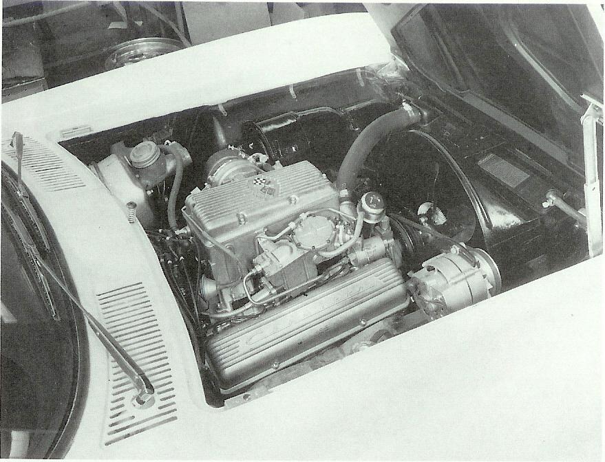 Corvette_GS_004_1963_#16_Marlboro_Thompson_011.jpg