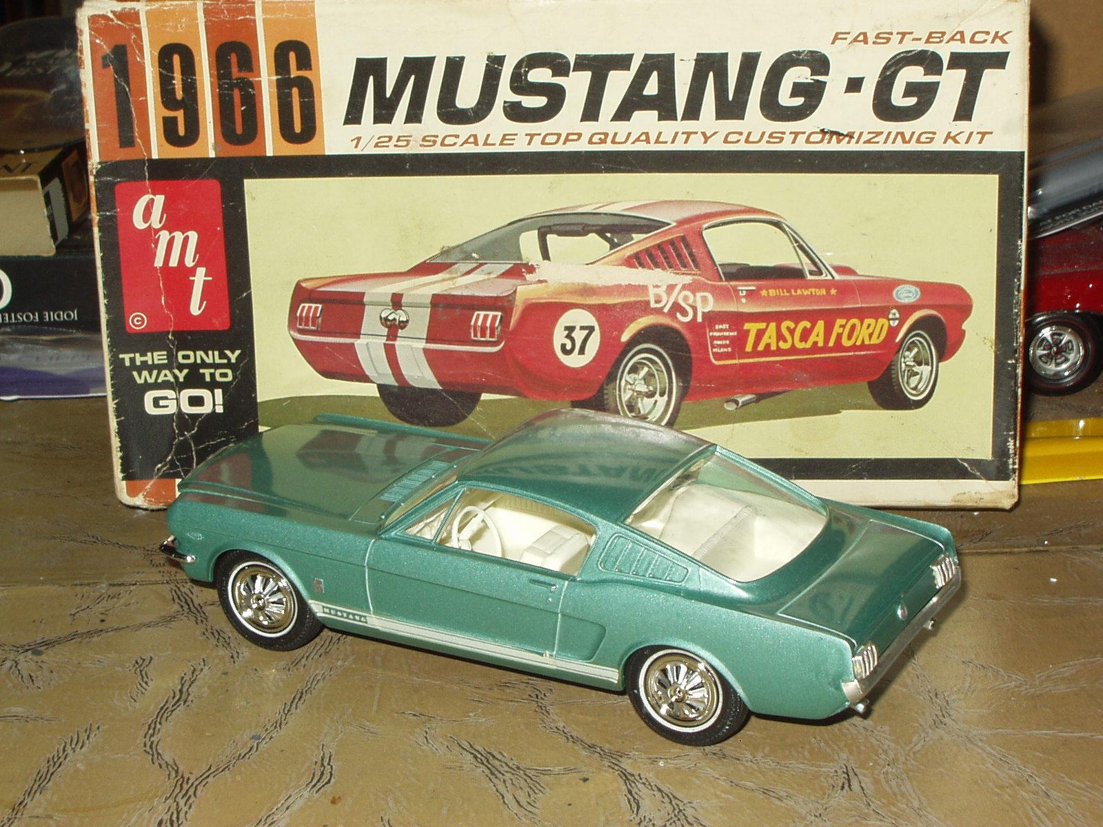 66MustangGTTurq05.jpg.9b8b67fb81037d00744c1c1c072e68e9.jpg