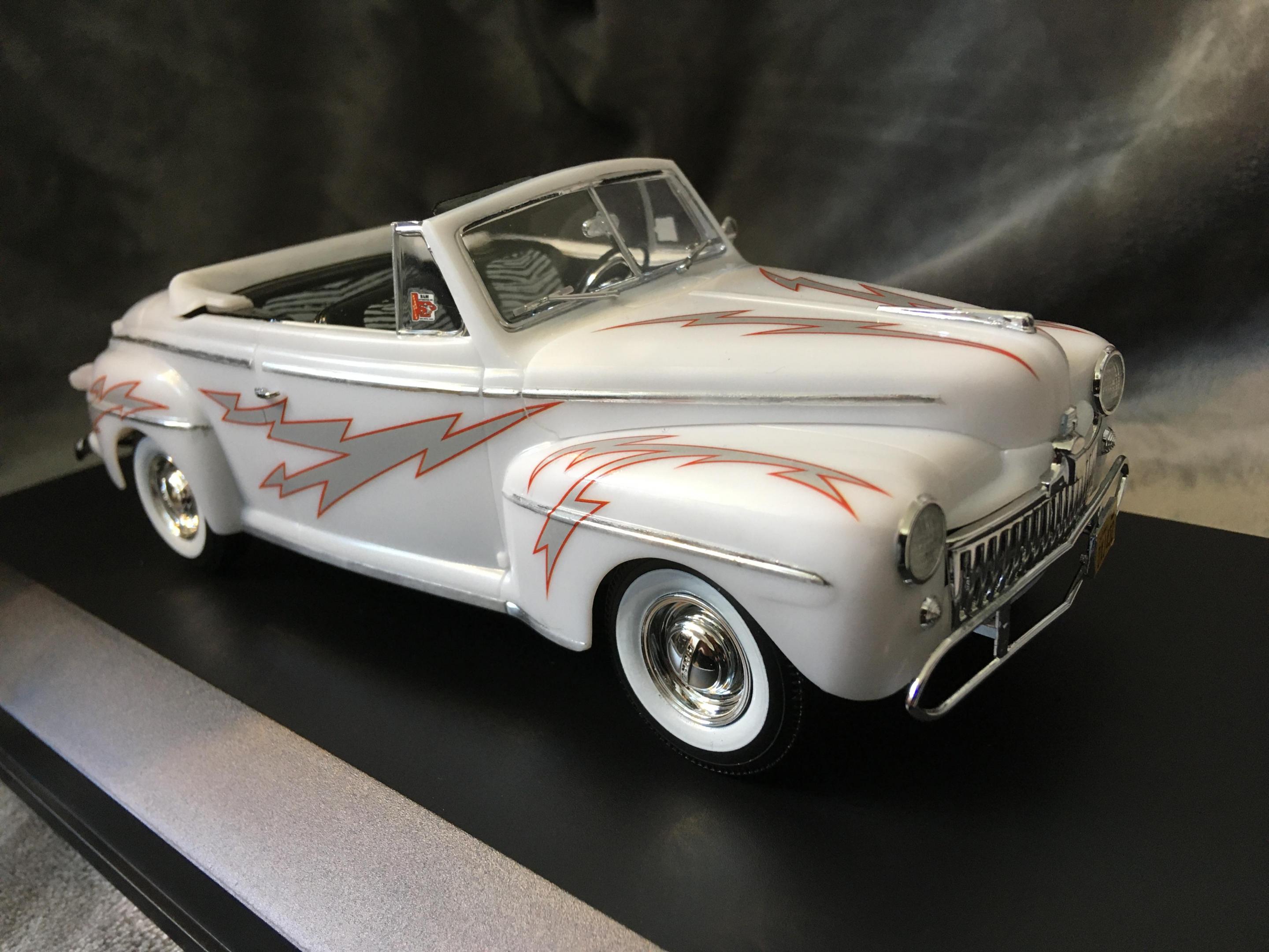 1948 Ford De Luxe Convertible (Grease).JPG