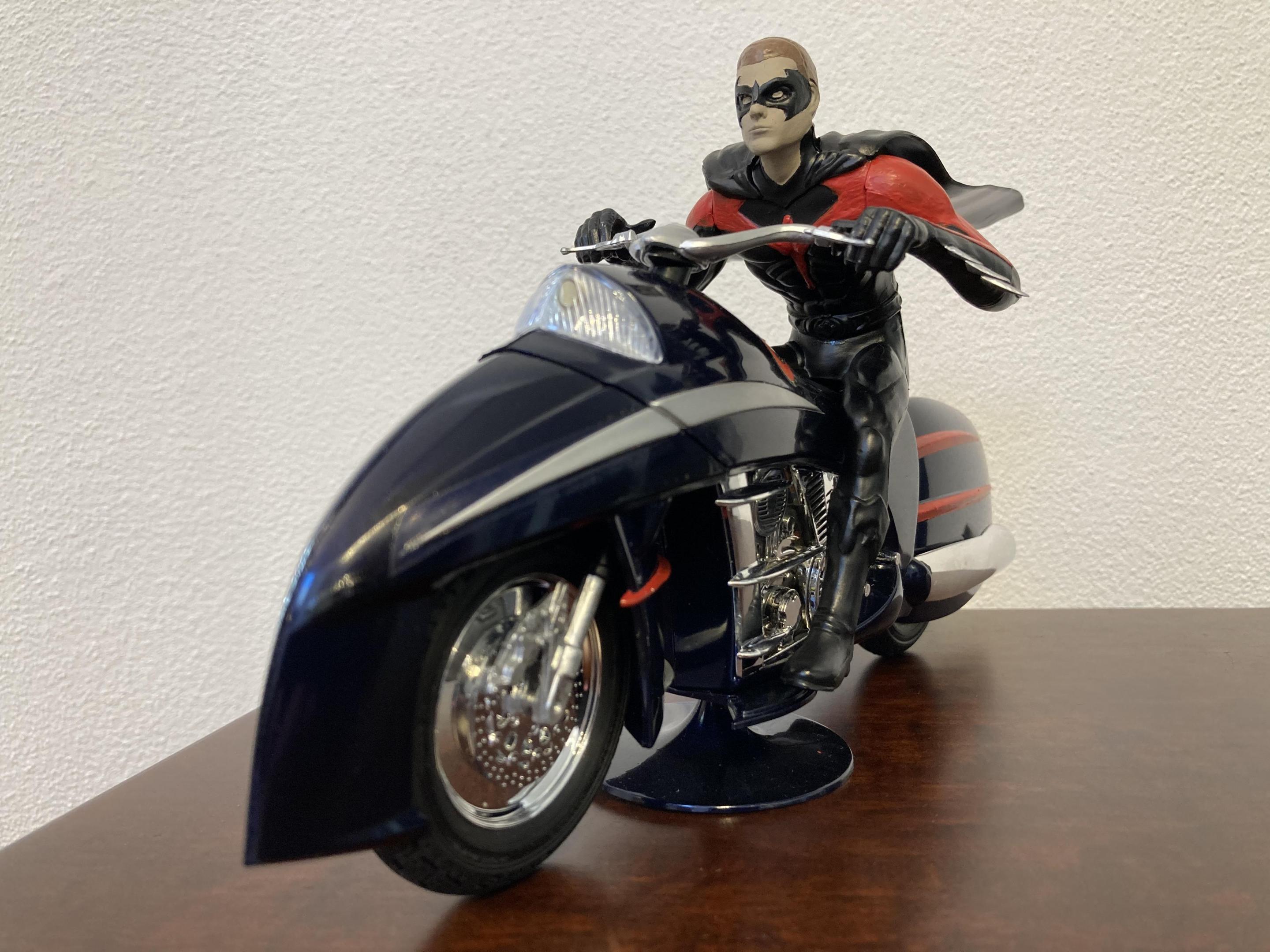 1997 Robin‘s Redbird (Batman).jpg