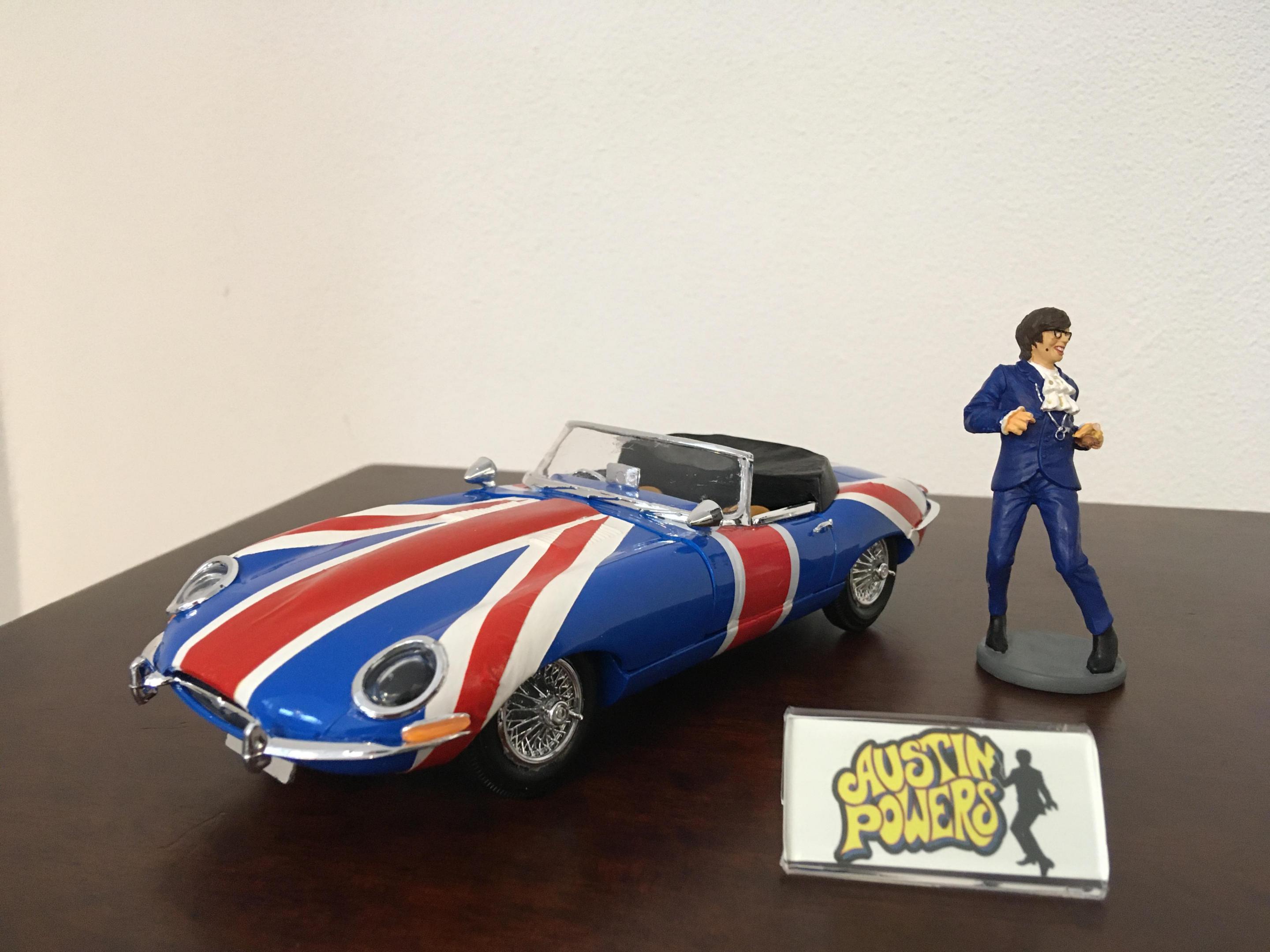 1970 Jaguar E-Type „Shaguar Roadster“ (Austin Powers).JPG