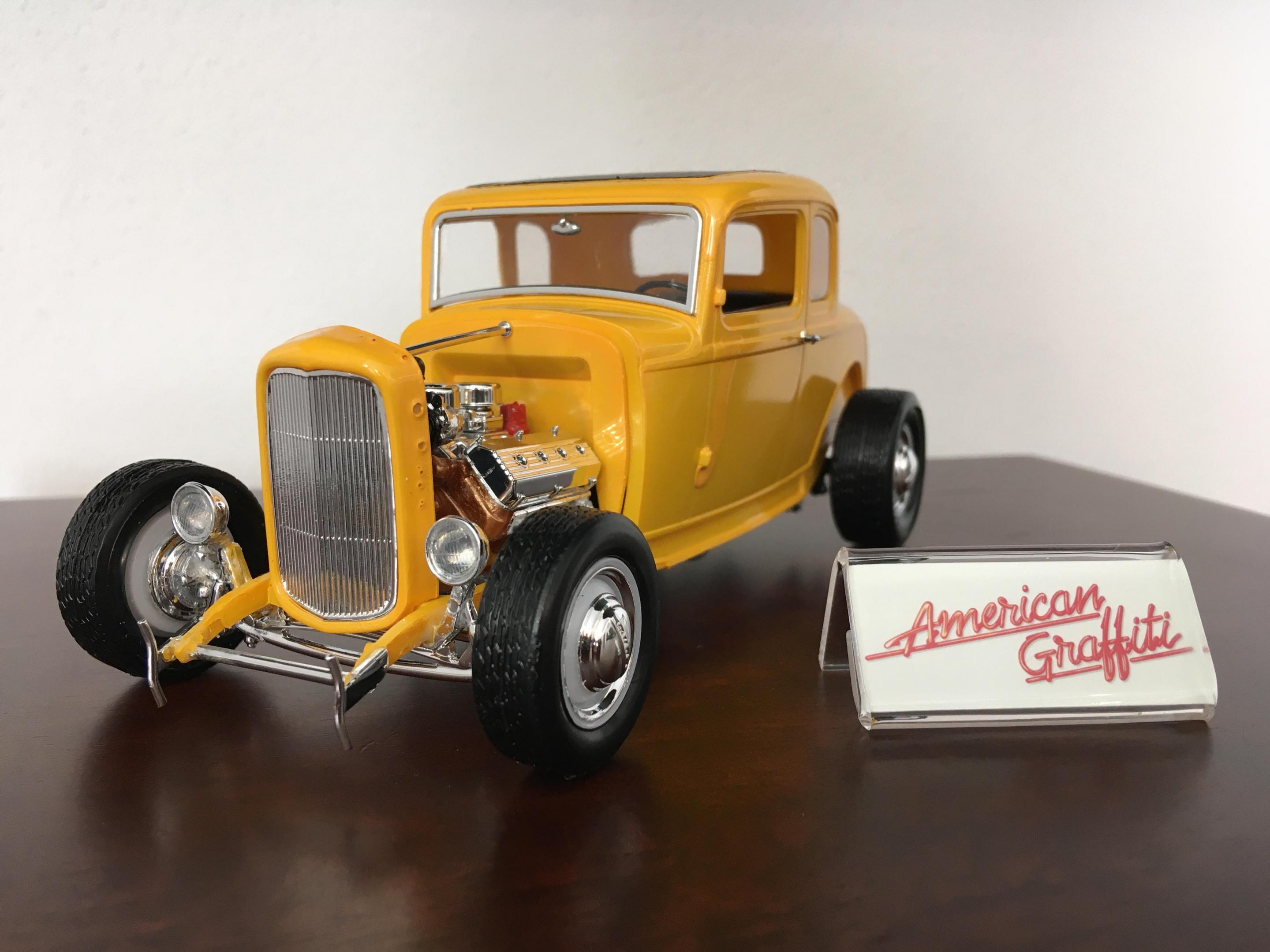 1932 Ford 5-Window Deuce Coupé (American Graffiti).JPG