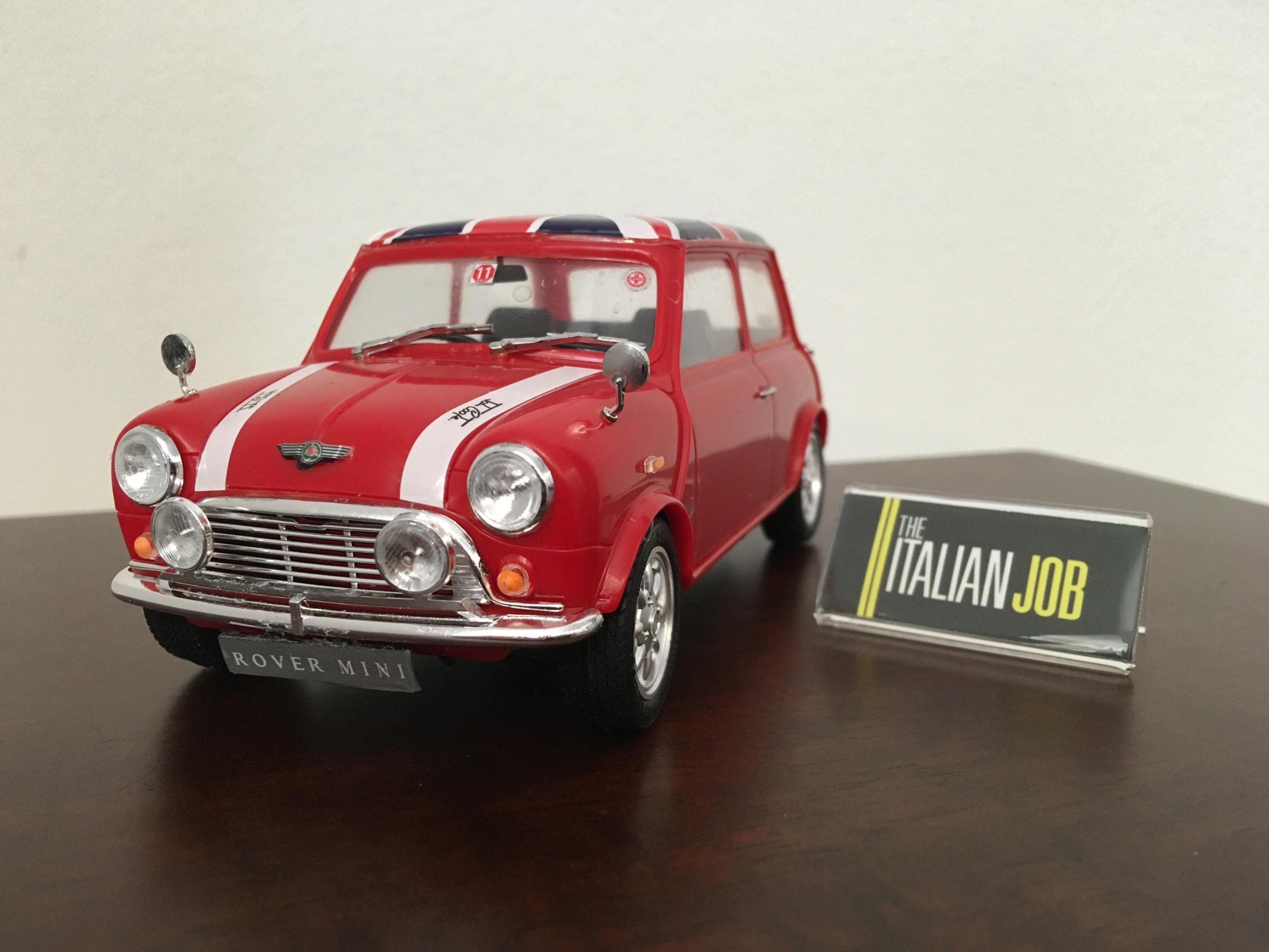 1967 Austin Mini Cooper S (The Italian Job).JPG