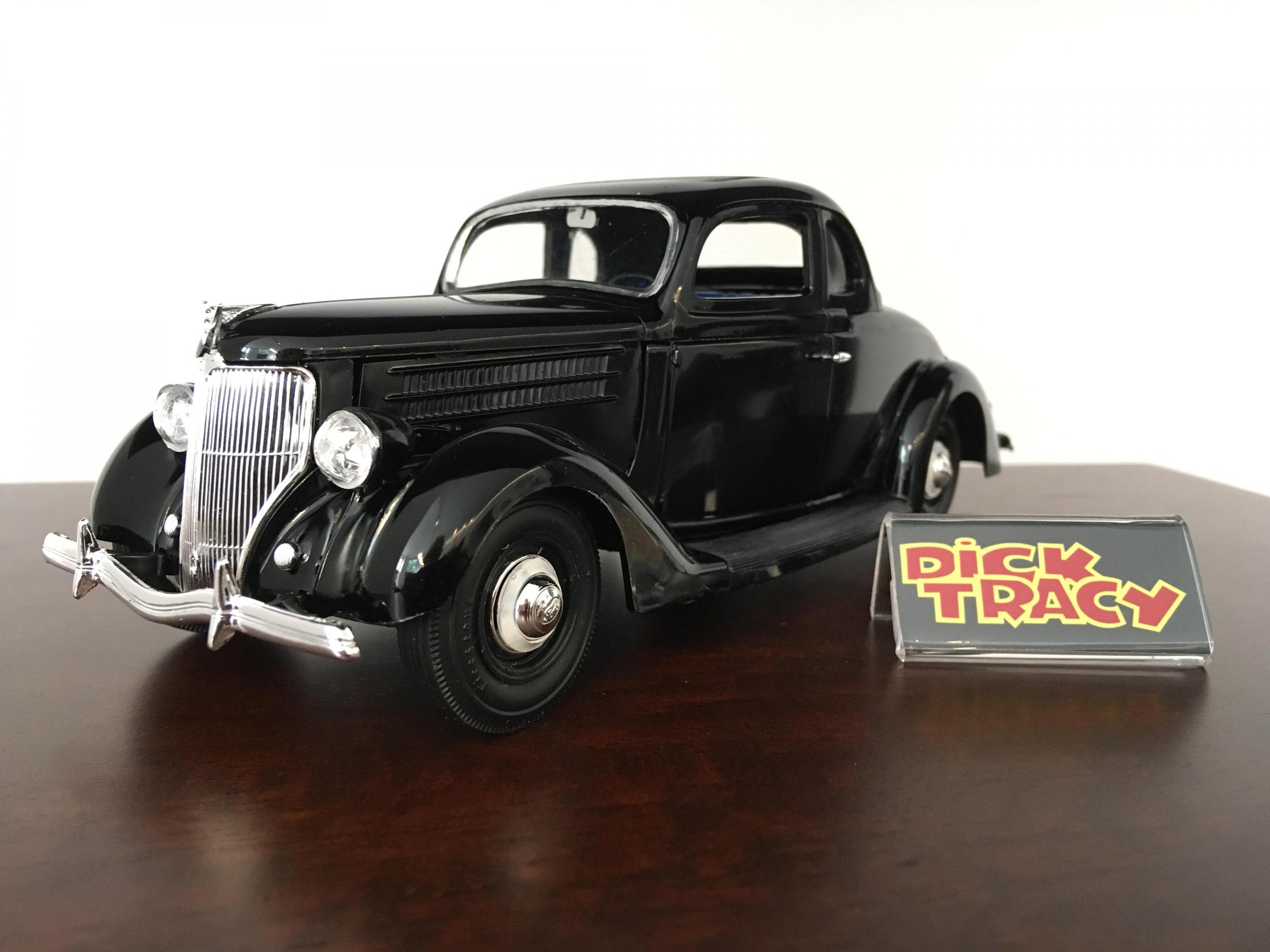 1936 Ford Coupé (Dick Tracy).JPG
