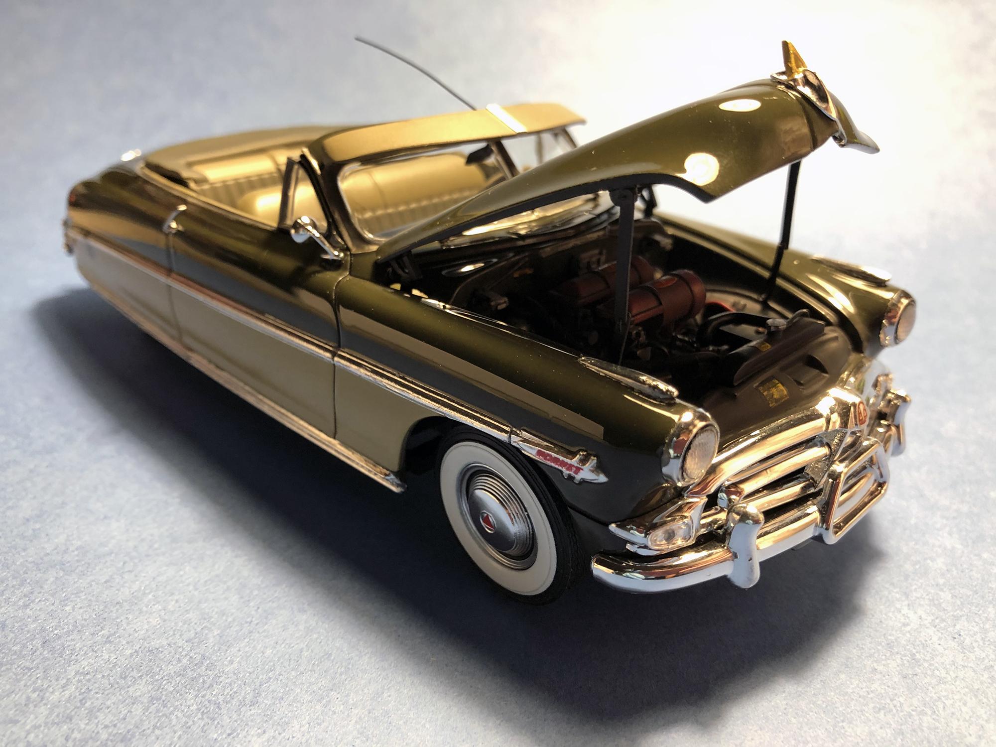 Moebius 1/25 1952 Hudson Hornet Convertible Model Kit 1204