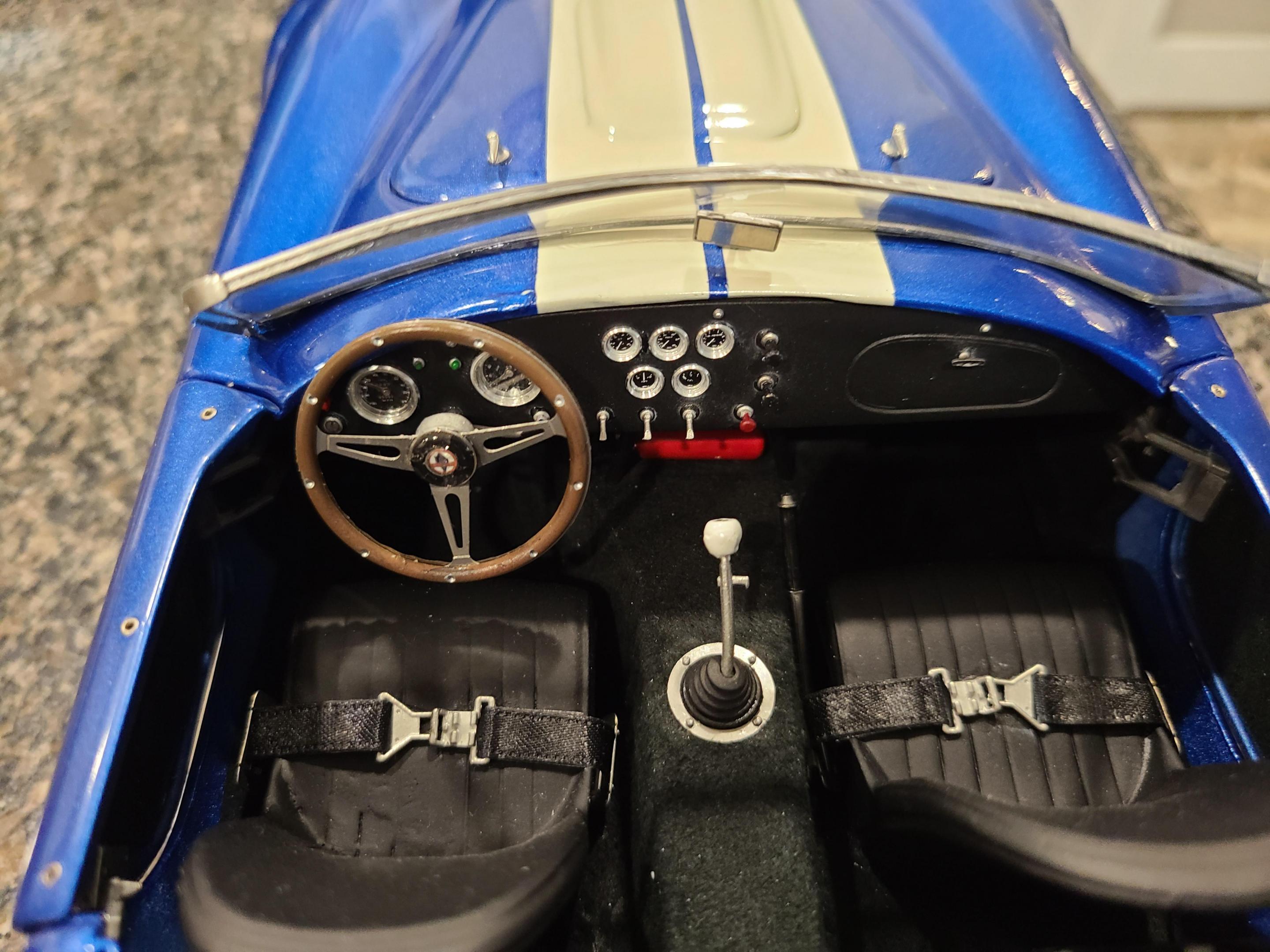 img cobra-model-interior.jpg