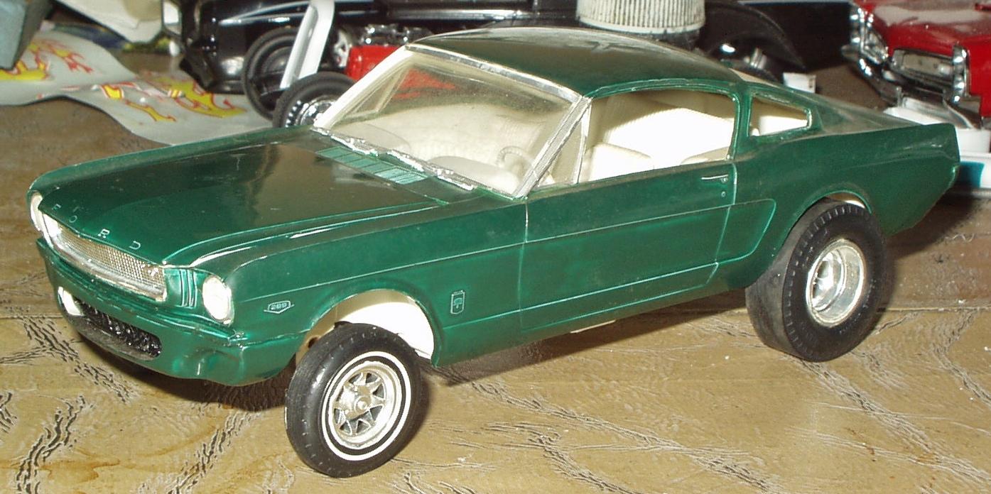 66MustangFBGreen02.jpg.4b8f5bf2297de463ca981829b7a3bca1.jpg