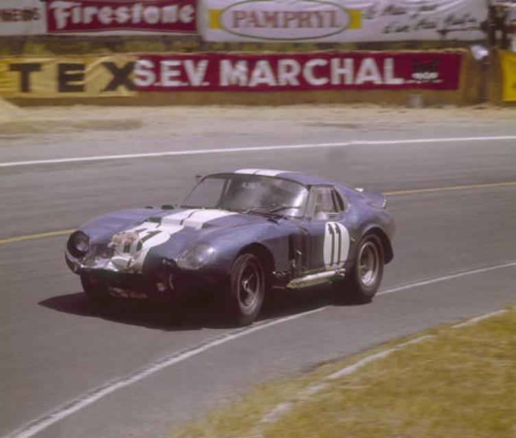 1341239798_Cobra_Daytona_1965_11_CSX2299_Sears-Thompson_1194.jpg.6f4e24977b68d6f9f976804e38b00970.jpg